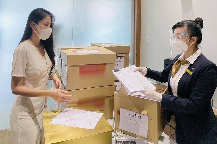 Thủy Tiên - Công Vinh công bố sao kê 177 tỷ đồng từ thiện và sẽ kiện những cá nhân vu khống