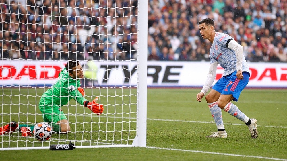 Man Utd vs West Ham: Ronaldo thêm kỷ lục, thủ môn De Dega hóa anh hùng, HLV không hài lòng với trọng tài