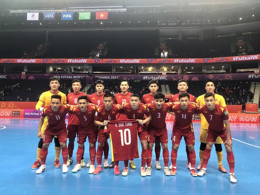 FIFA, AFC khen ngợi đội tuyển futsal Việt Nam sau trận đấu quả cảm với tuyển Nga
