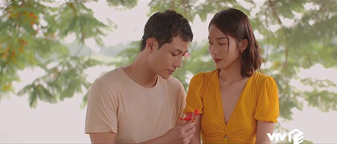 11 tháng 5 ngày: Diễn viên Thanh Sơn lên tiếng trước tin phim giả tình thật với Khả Ngân 11 tháng 5 ngày: Diễn viên Thanh Sơn lên tiếng trước tin phim giả tình thật với Khả Ngân