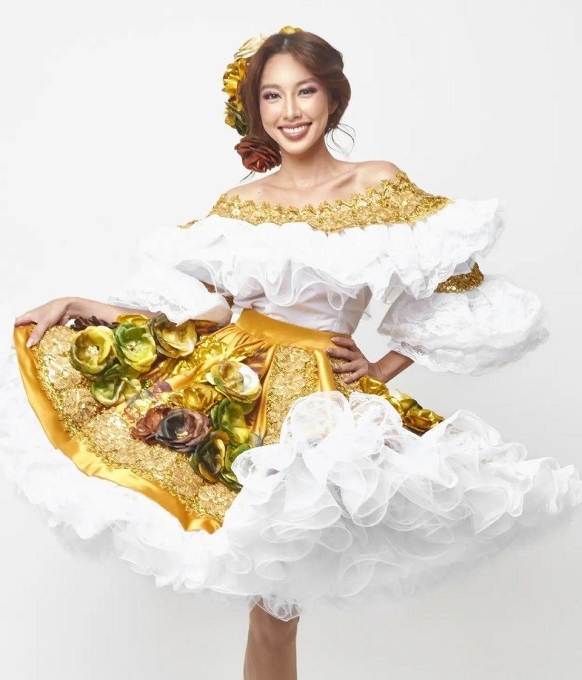 Hoa hậu Thùy Tiên