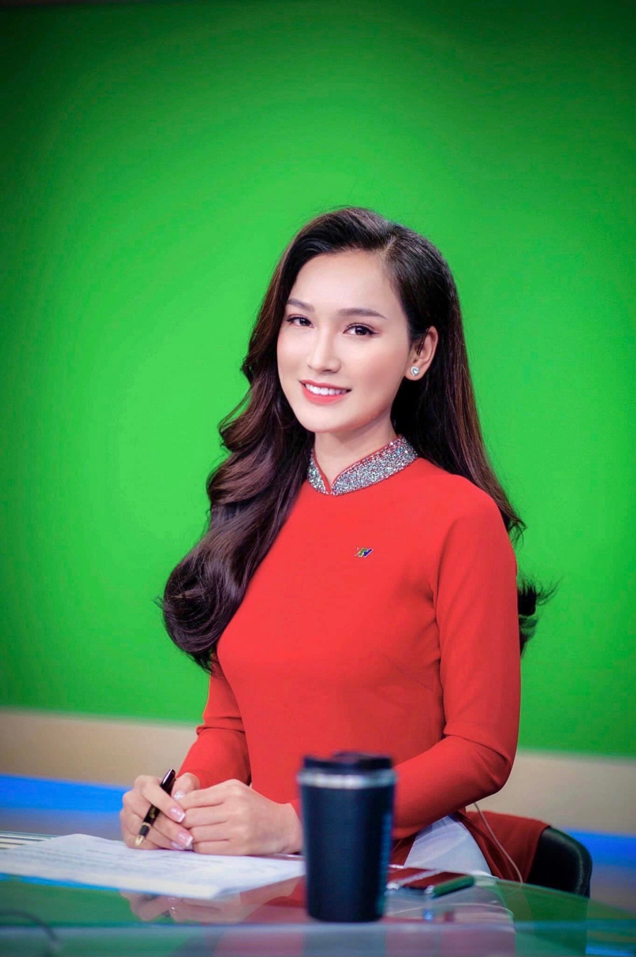 Điểm danh những đề cử Biên tập viên dẫn chương trình ấn tượng tại VTV Awards