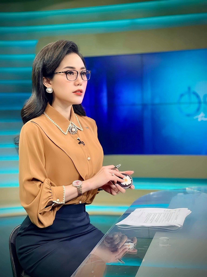 Điểm danh những đề cử Biên tập viên dẫn chương trình ấn tượng tại VTV Awards