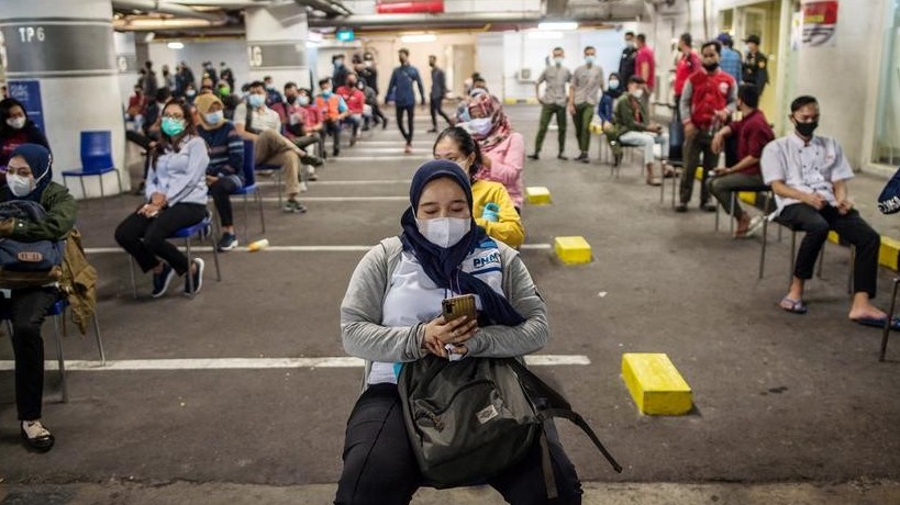 indonesia xem xet chuyen sang giai doan benh covid19 dac huu