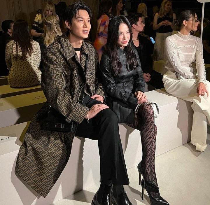 Song Hye Kyo đẹp huyền bí khi sang Mỹ dự sự kiện thời trang