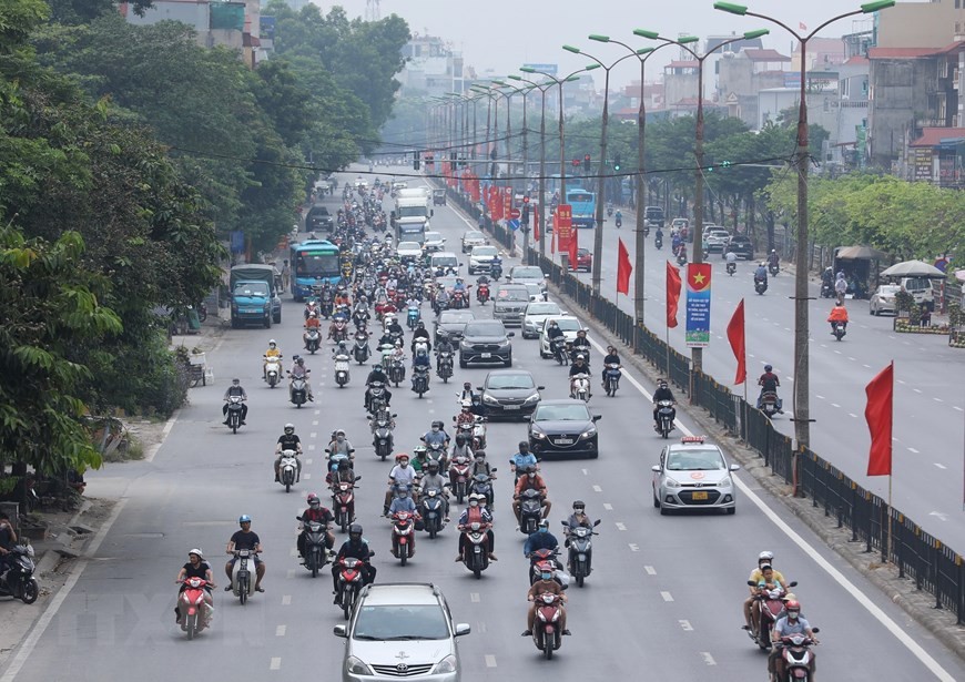 Dự báo thời tiết đêm nay và ngày mai (12-13/9): Hà Nội ngày nắng; vùng núi Bắc Bộ, Tây Nguyên, Nam Bộ có mưa to cục bộ