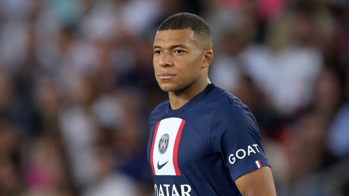 Chuyển nhượng cầu thủ ngày 15/9: Mbappe có thể rời PSG; Chuyển nhượng cầu thủ ngày 15/9: Mbappe có thể rời PSG;