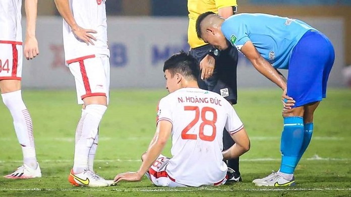 hoang duc lo hen tap trung voi tuyen viet nam truoc giai giao huu quoc te