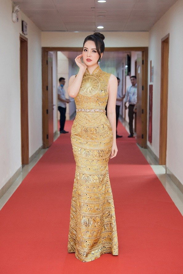 Á hậu Thụy Vân