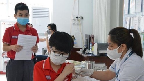 covid19 ngay 209 gan 3200 ca mac moi hon 1400 benh nhan chua khoi va 1 f0 tu vong