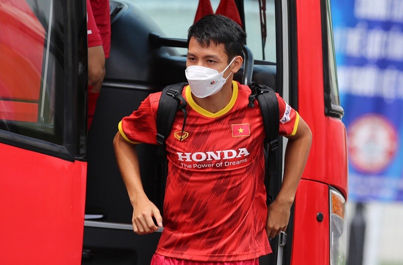 Trước trận đội tuyển Việt Nam vs Ấn Độ: Hùng Dũng và Văn Thanh trở lại sân tập