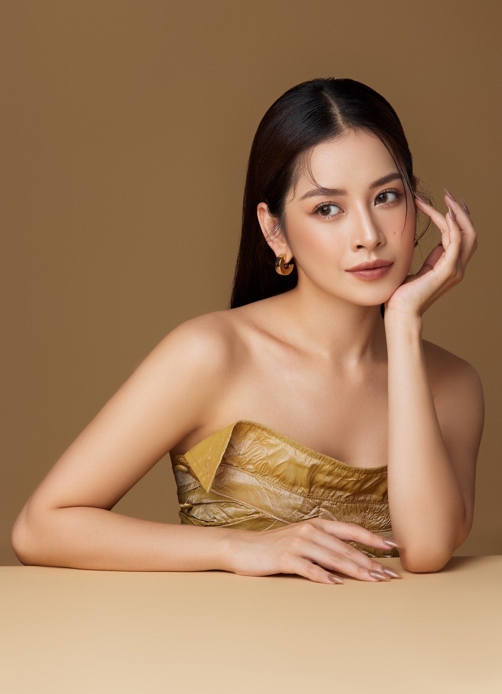 Bốn màu son giúp Chi Pu thêm rạng ngời và 'tỏa nắng'