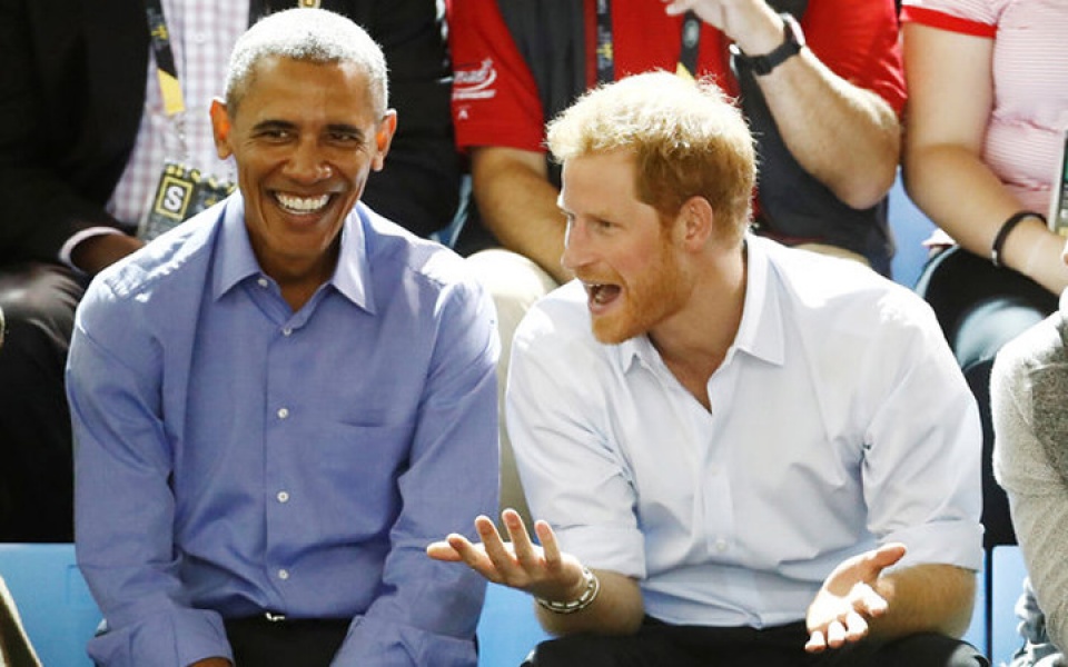 hoang tu anh harry than thiet xem bong ro cung cuu tong thong my obama