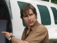Phim của Tom Cruise ra mắt muộn tại Mỹ, thu 81 triệu USD trên toàn cầu