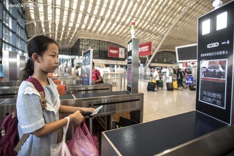 du lich trung quoc huong loi tu cong nghe nhan dang khuon mat