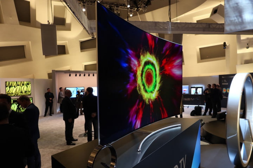 Trung Quốc sẽ trở thành quốc gia sản xuất màn hình lớn nhất thế giới vào năm 2019 trung quoc se tro thanh quoc gia san xuat man hinh lon nhat the gioi vao nam 2019