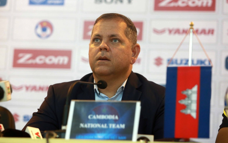 hlv leonardo vitorino doi tuyen viet nam tren co campuchia