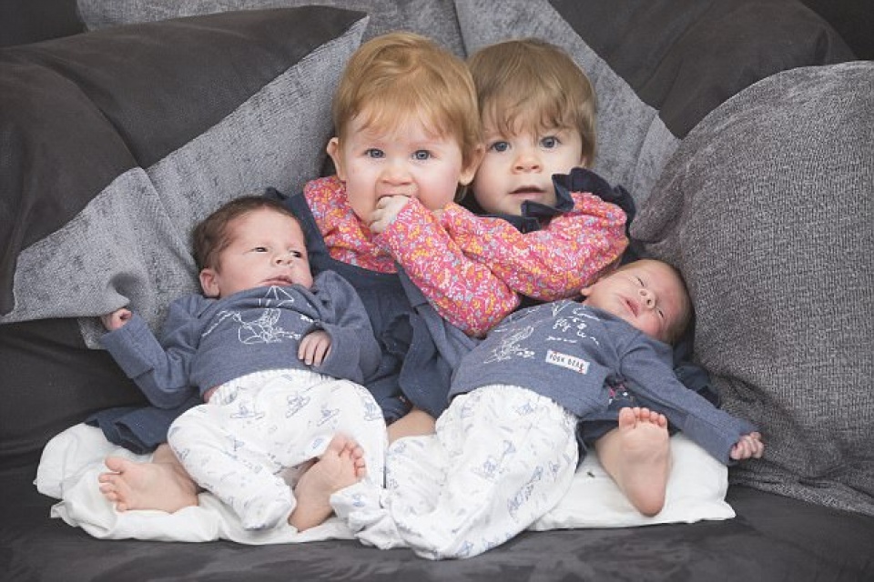 ba me sinh doi lien tiep trong 11 thang