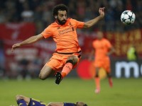 mu lap ky luc tai old trafford duoi thoi mourinho