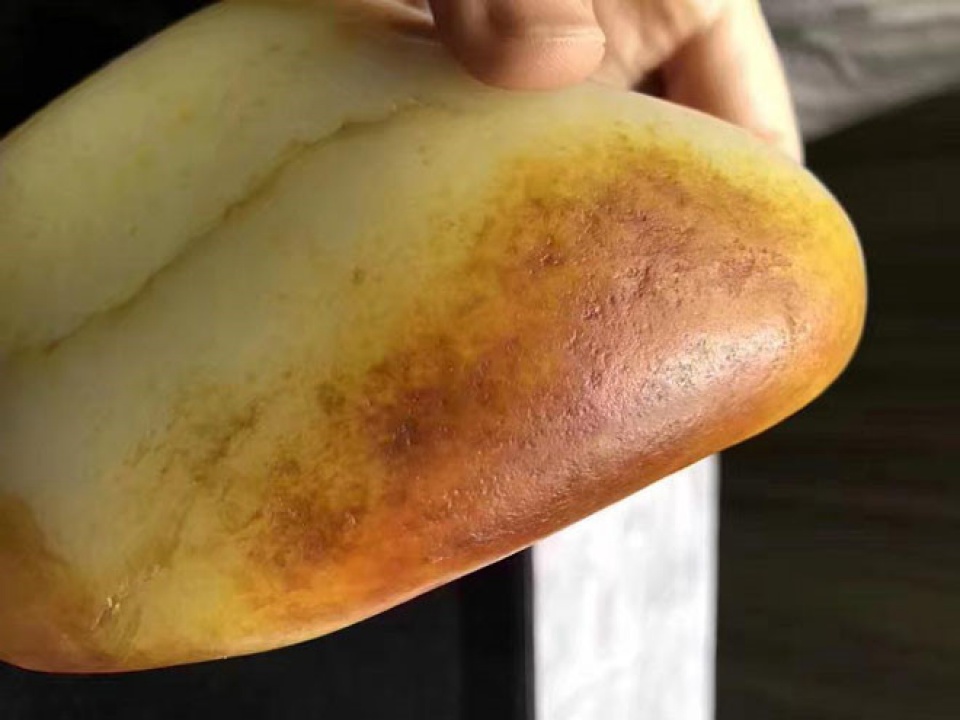 can canh vien ngoc xau xi tri gia hang chuc ty dong