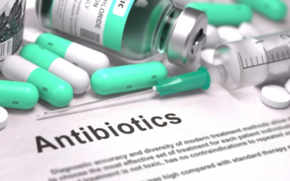 anh 15 so toa thuoc khong nhat thiet phai ke khang sinh