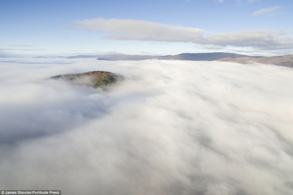 canh mua thu tuyet dep o scotland nhin tu tren cao