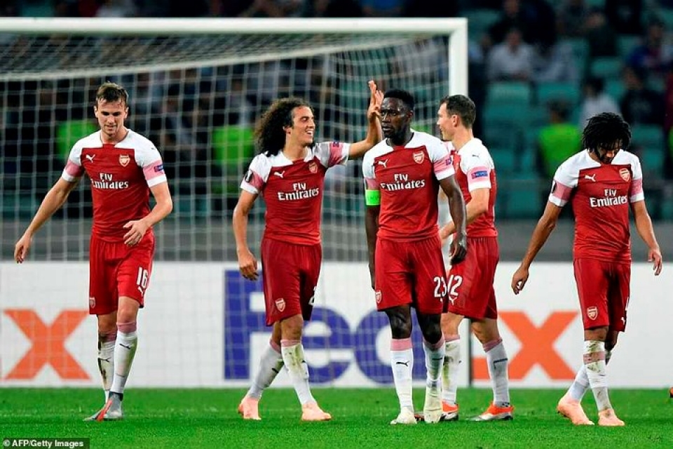 toan canh chien thang de dang cua arsenal truoc qarabag