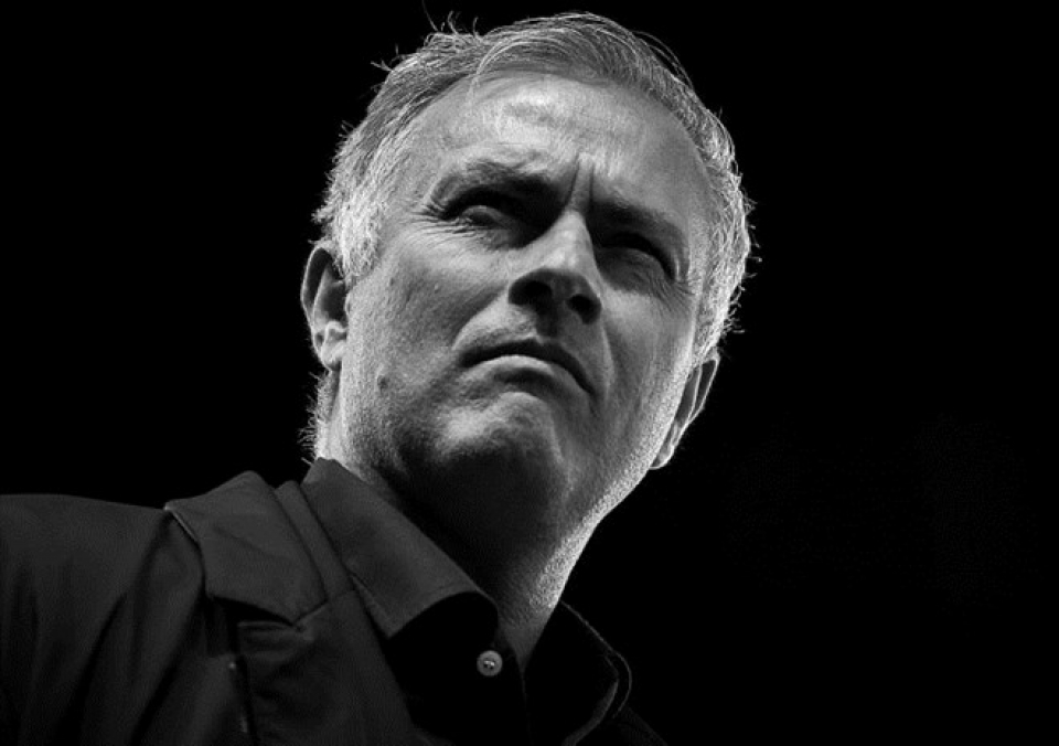 manchester united sa thai hlv jose mourinho ngay dem nay