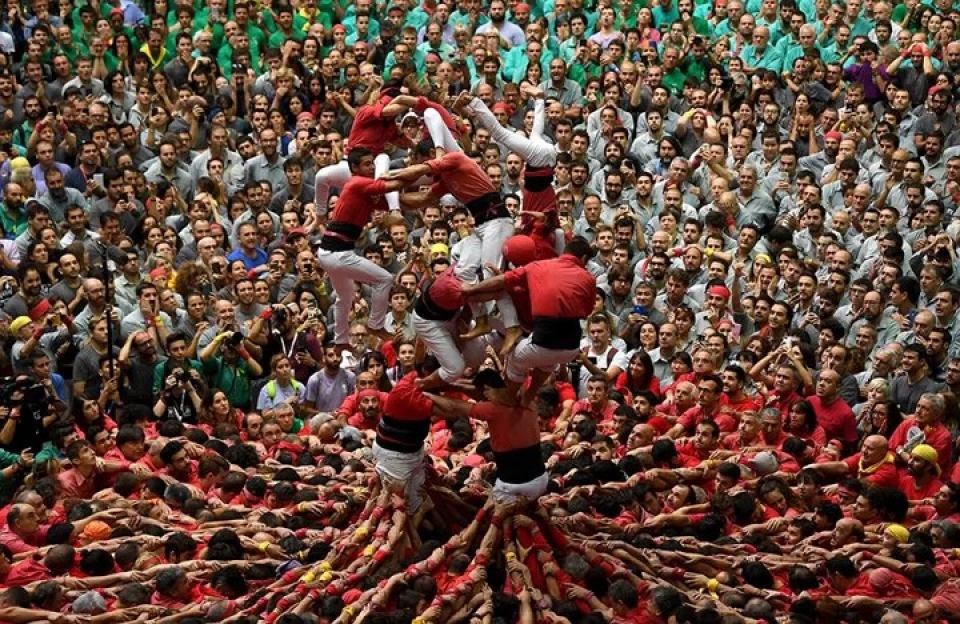 an tuong le hoi xay thap nguoi tai tay ban nha