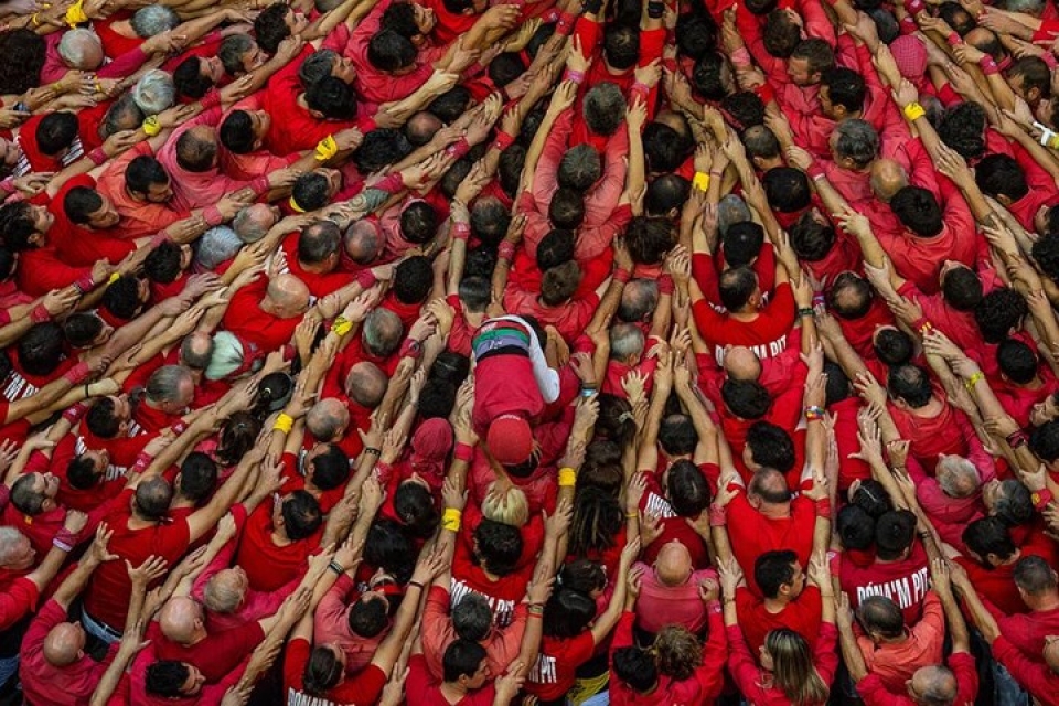 an tuong le hoi xay thap nguoi tai tay ban nha