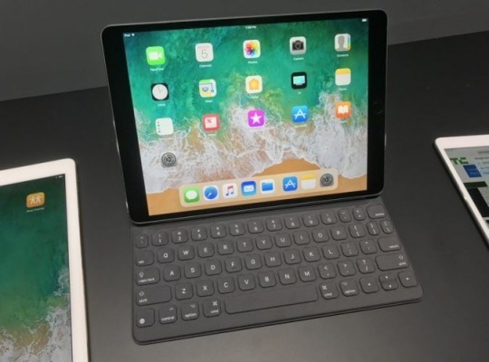 ipad pro moi se ho tro phat video 4k hdr qua cong usb c