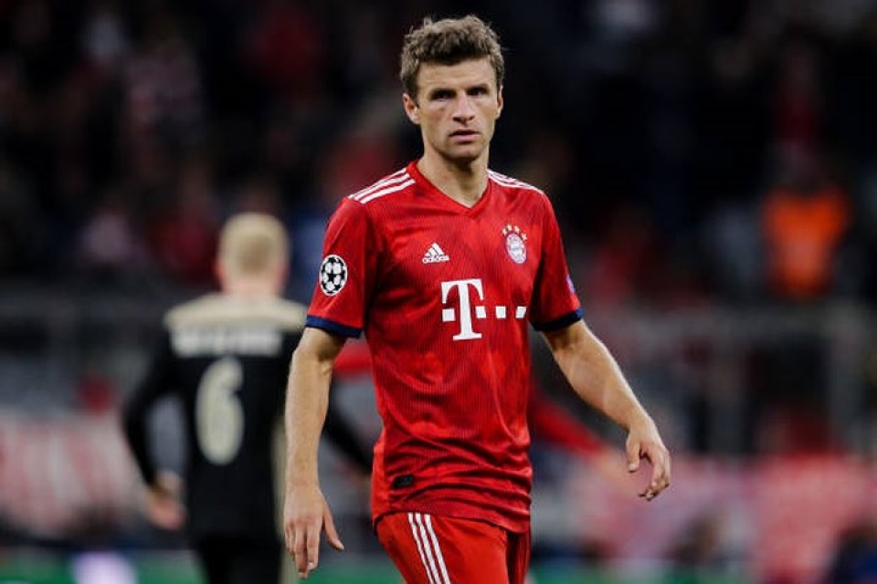 bayern munich ap dao sieu doi hinh ket hop cua bundesliga