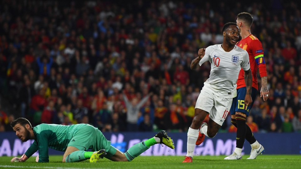 tay ban nha lap hang loat ky luc buon sau that bai truoc anh