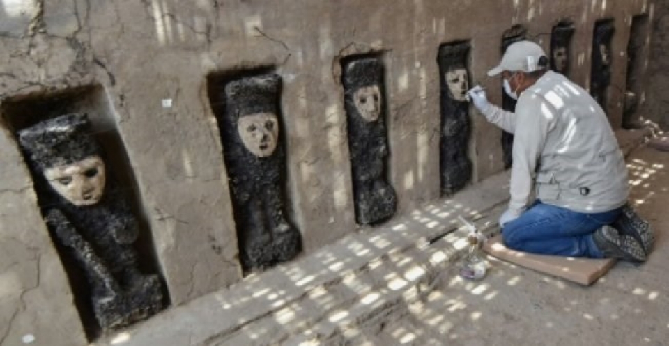 peru phat hien hang chuc tac pham dieu khac 750 nam tuoi