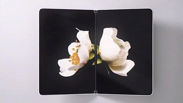 laptop hai man hinh surface neo moi cua microsoft co gi dac biet