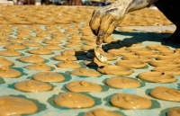 Câu chuyện buồn về những chiếc bánh bùn ở Haiti