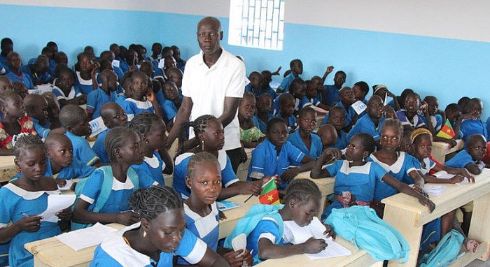 xung dot khien hon 2 trieu tre em tay va trung phi khong the den lop