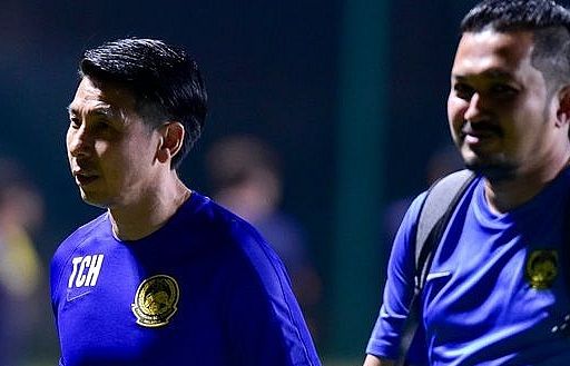 hlv doi tuyen malaysia muon hoc tro de mat toi cong phuong va van hau