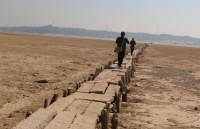 ngoi lang co hon 1200 tuoi o trung quoc chi co 13 nguoi song