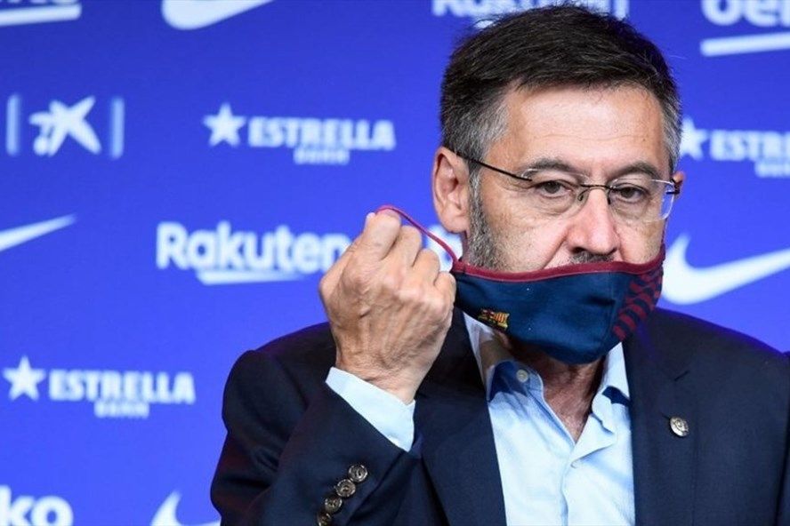 barcelona ep giam luong messi se ra di tu do