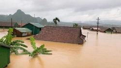 Dự báo thời tiết 3 ngày tới (9-11/10): Cảnh báo thời tiết nguy hiểm do Trung Bộ mưa lớn diện rộng kéo dài; Bắc Bộ, Tây Nguyên, Nam Bộ ngày nắng