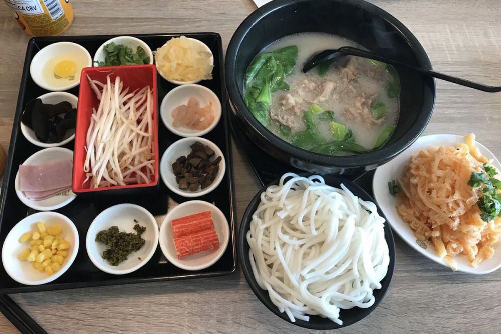 trung quoc ben trong nha may san xuat toi 18 tan my gao tuoi moi ngay