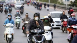 Dự báo thời tiết ngày và đêm nay (31/10): Miền Bắc sáng sớm và đêm trời lạnh, Trung và Nam Bộ mưa rào và dông rải rác, đề phòng lốc, sét và gió giật