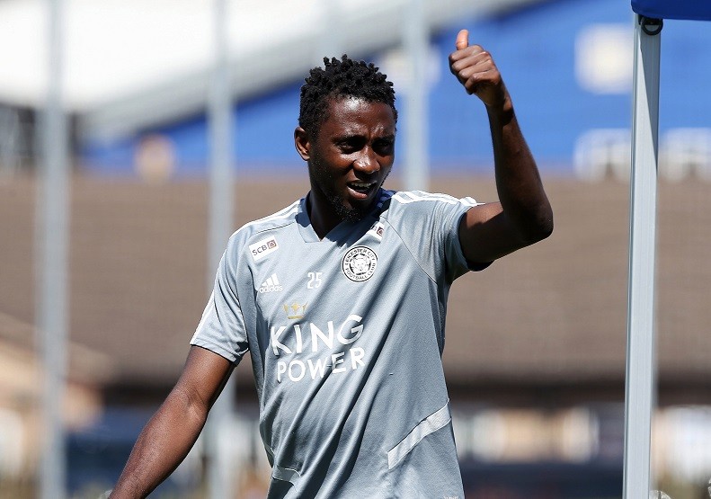 Chuyển nhượng cầu thủ: