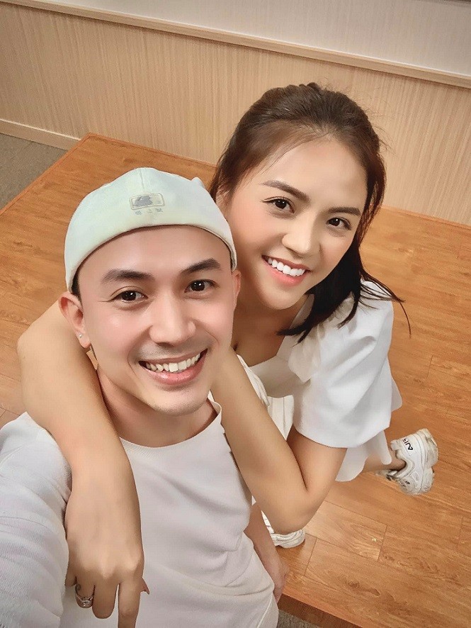 Hương vị tình thân: Thu Quỳnh thổ lộ, vai Khánh Thy gây áp lực và khẳng định, cô với bạn diễn Anh Vũ là đồng nghiệp thân thiết