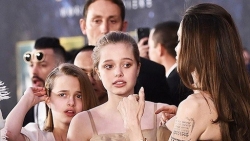 Con gái 15 tuổi vụt lớn, bản sao nhan sắc của Angelina Jolie chiếm spotlight