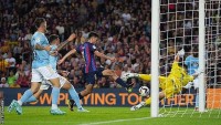 Barca dẫn đầu La Liga nhưng HLV Xavi vẫn lo khi nghĩ đến Champions League