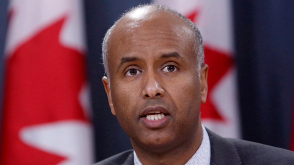 canada cong bo han ngach tiep nhan nguoi nhap cu