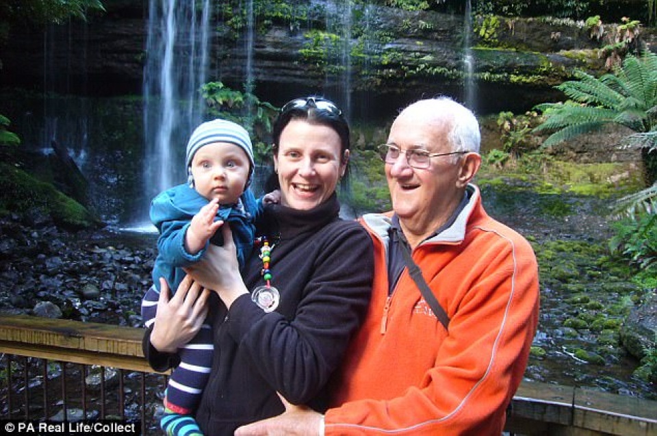 lay chong 77 tuoi bat ngo het vo sinh