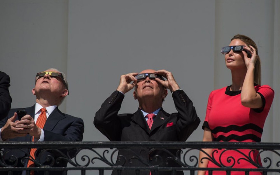 phong cach thoi trang ngoai giao cua ivanka trump